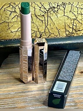 NEW NIB HTF Fenty Beauty Mattemoiselle Plush Matte Lipstick - Midnight Wasabi